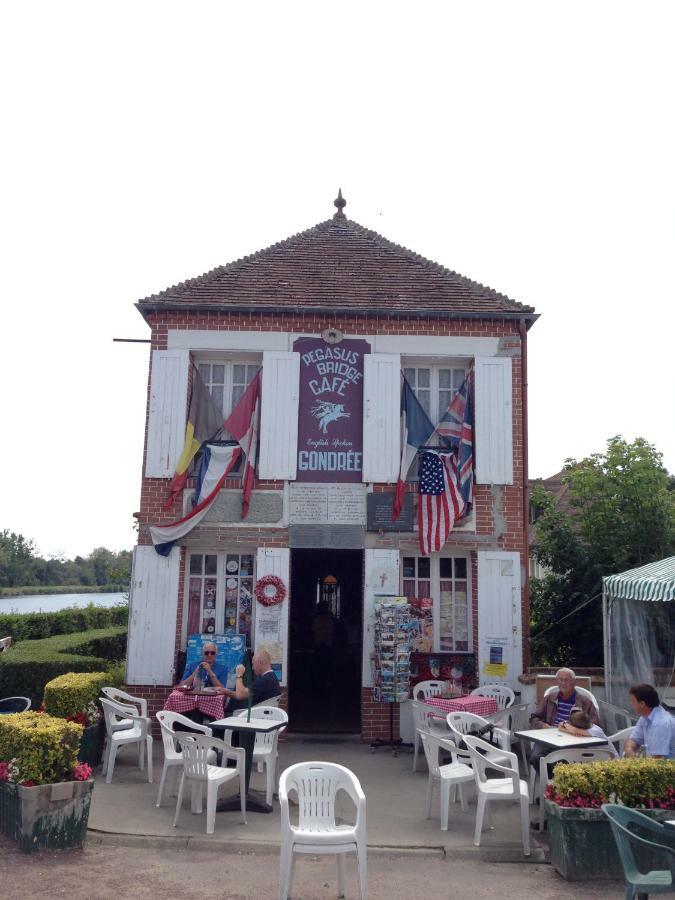 Le Manoir Du Pont Senot Bed & Breakfast Noron-la-Poterie ภายนอก รูปภาพ